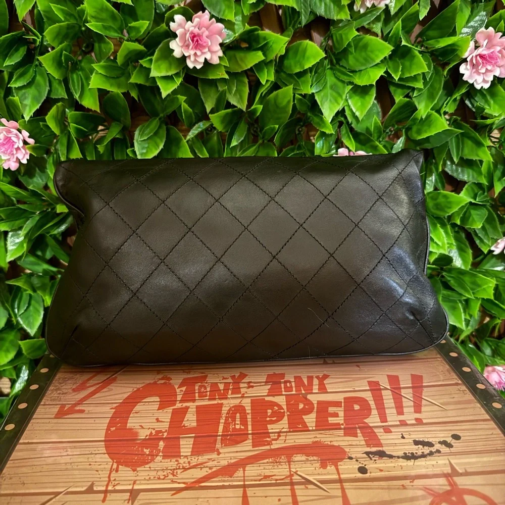 Chanel CC Black Leather fold over Hampton tote clutch hand bag - Picture 8 of 17